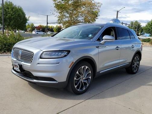 2022 Lincoln Nautilus Reserve