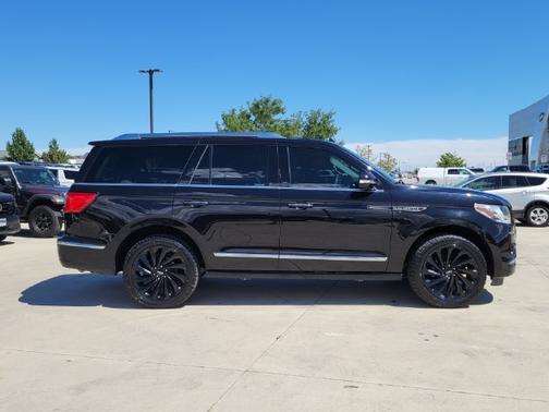 Black 2020 Lincoln Navigator Reserve