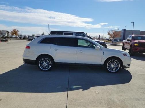 2014 Lincoln MKT EcoBoost