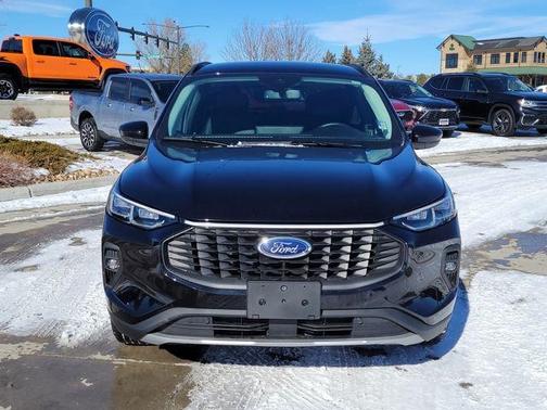 2025 Ford Escape Platinum