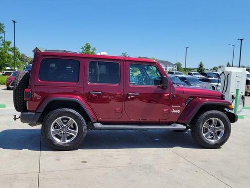 2021 Jeep Wrangler Unlimited Sahara