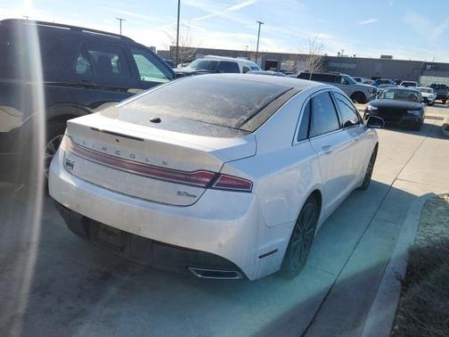 2016 Lincoln MKZ Base
