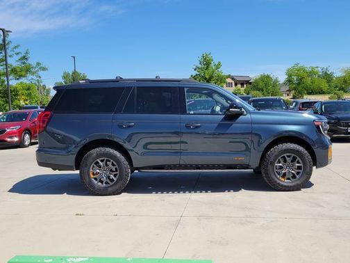 Stone Blue Metallic 2025 Ford Expedition Tremor