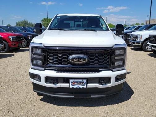 2025 Ford F-350 Lariat Super Duty