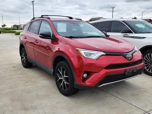 2017 Toyota RAV4 SE