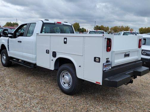 Oxford White 2026 Ford F-250 XL