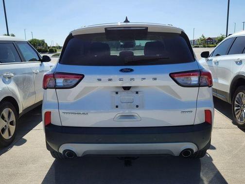 White Metallic 2021 Ford Escape Titanium