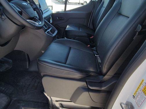 2026 Ford Transit-250 148 WB Medium Roof Cargo