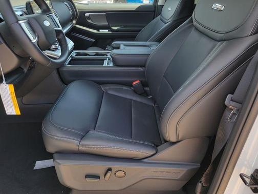 Space Silver 2026 Ford Expedition Platinum