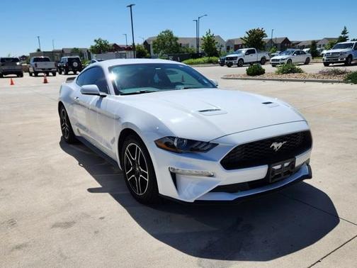 2020 Ford Mustang EcoBoost