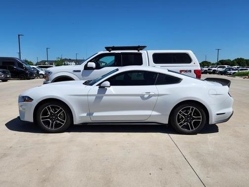 2020 Ford Mustang EcoBoost