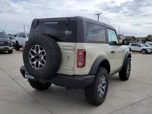 2025 Ford Bronco Badlands