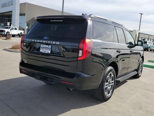 2025 Ford Expedition Active