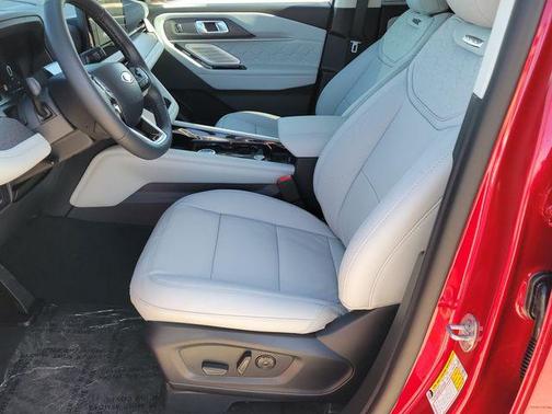 Rapid Red Metallic Tinted Clearcoat 2026 Ford Explorer Platinum
