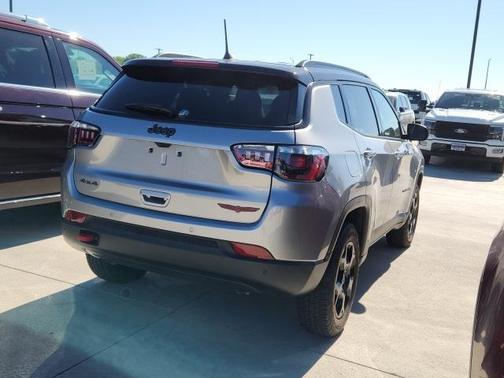 2023 Jeep Compass Trailhawk