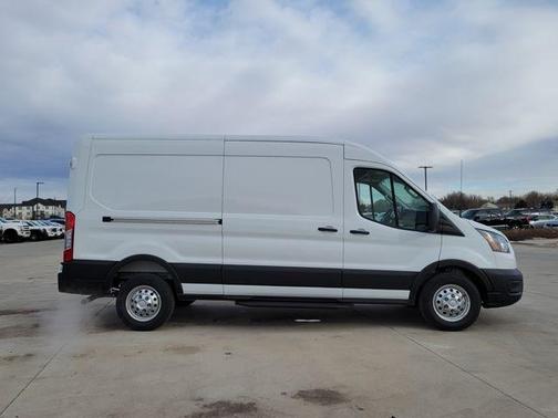 2026 Ford Transit-350 148 WB Medium Roof Cargo