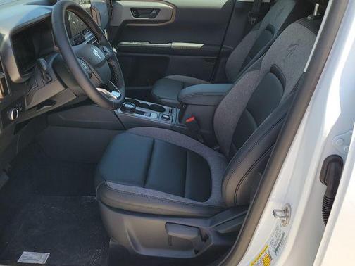 Oxford White 2026 Ford Bronco Sport Big Bend