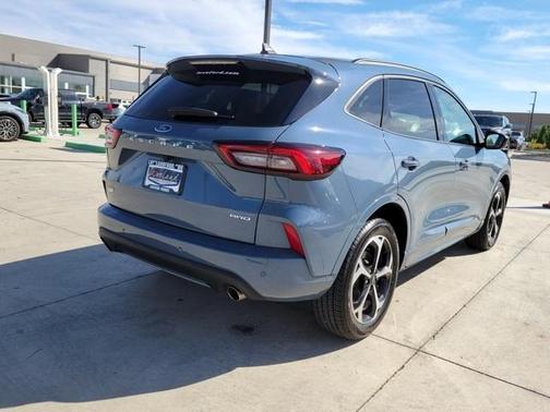 2023 Ford Escape ST-Line Select