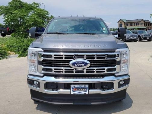 2025 Ford F-350 XLT