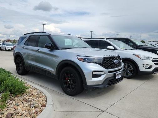 2022 Ford Explorer ST