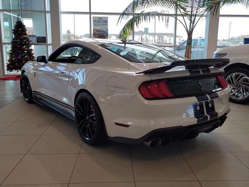 2021 Ford Shelby GT500 Base
