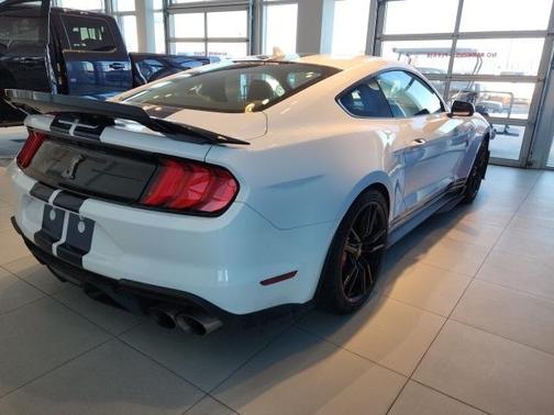 2021 Ford Shelby GT500 Base