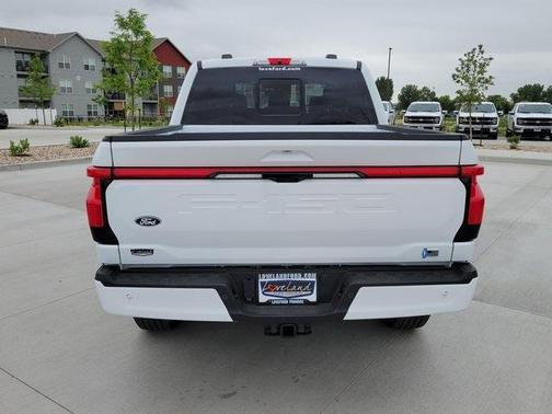 2025 Ford F-150 Lightning LARIAT