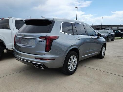 2023 Cadillac XT6 Luxury AWD