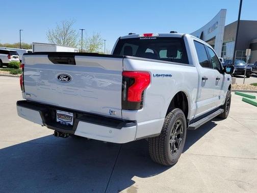 2025 Ford F-150 Lightning XLT