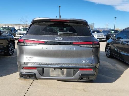 2024 INFINITI QX60 Luxe