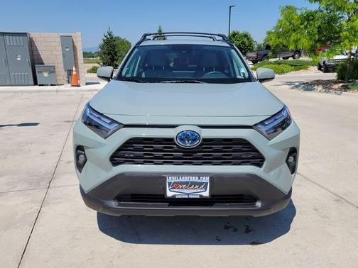 2022 Toyota RAV4 Hybrid XLE Premium