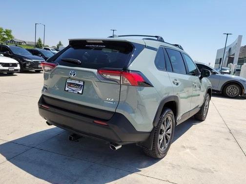 2022 Toyota RAV4 Hybrid XLE Premium