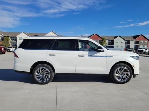 2025 Lincoln Navigator Reserve