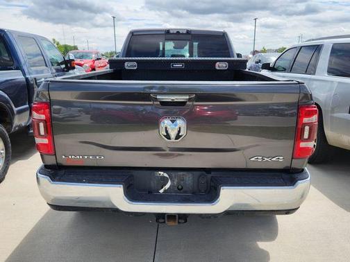 Granite Crystal Clearcoat Metallic 2019 RAM 3500 Limited