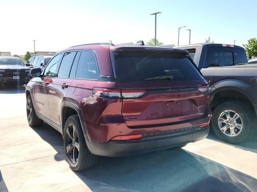 2023 Jeep Grand Cherokee Altitude