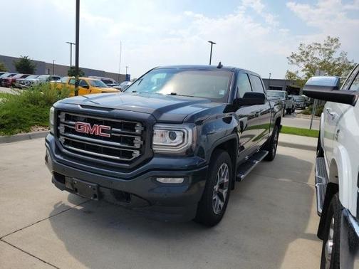 2017 GMC Sierra 1500 SLT