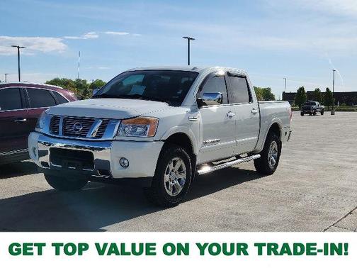 Glacier White 2015 Nissan Titan SV