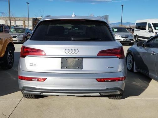 2022 Audi Q5 40 Premium Plus