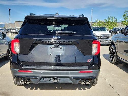 Black Metallic 2021 Ford Explorer ST