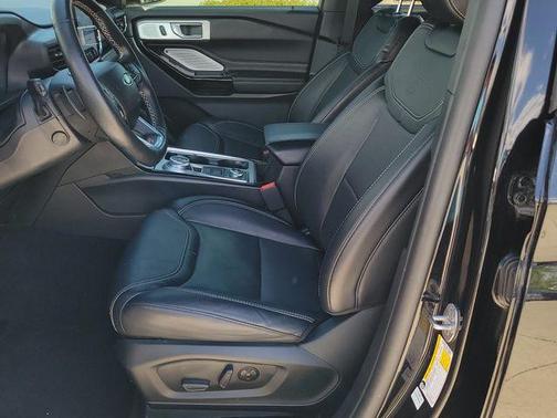 Black Metallic 2021 Ford Explorer ST