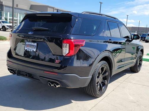 Black Metallic 2021 Ford Explorer ST
