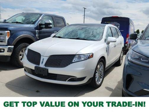 White Platinum Clearcoat Metallic 2016 Lincoln MKT EcoBoost