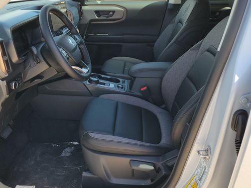 Space White Metallic 2026 Ford Bronco Sport Big Bend