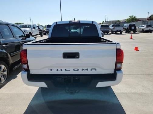 2018 Toyota Tacoma SR