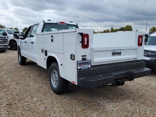 Oxford White 2026 Ford F-250 XL
