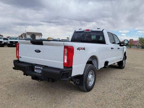 Oxford White 2026 Ford F-250 XL