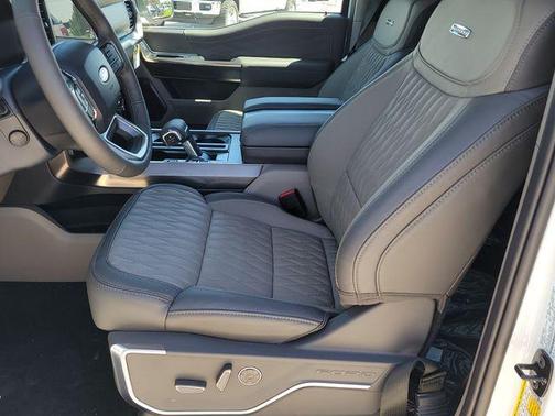Star White 2026 Ford F-150 Platinum