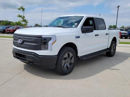 2025 Ford F-150 Lightning Pro