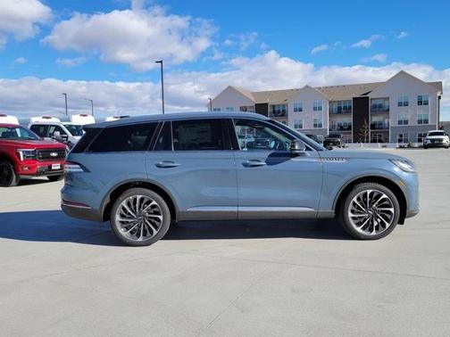 2026 Lincoln Aviator Reserve AWD