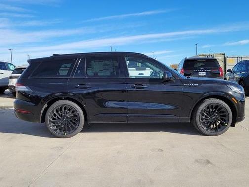 2026 Lincoln Aviator Reserve AWD